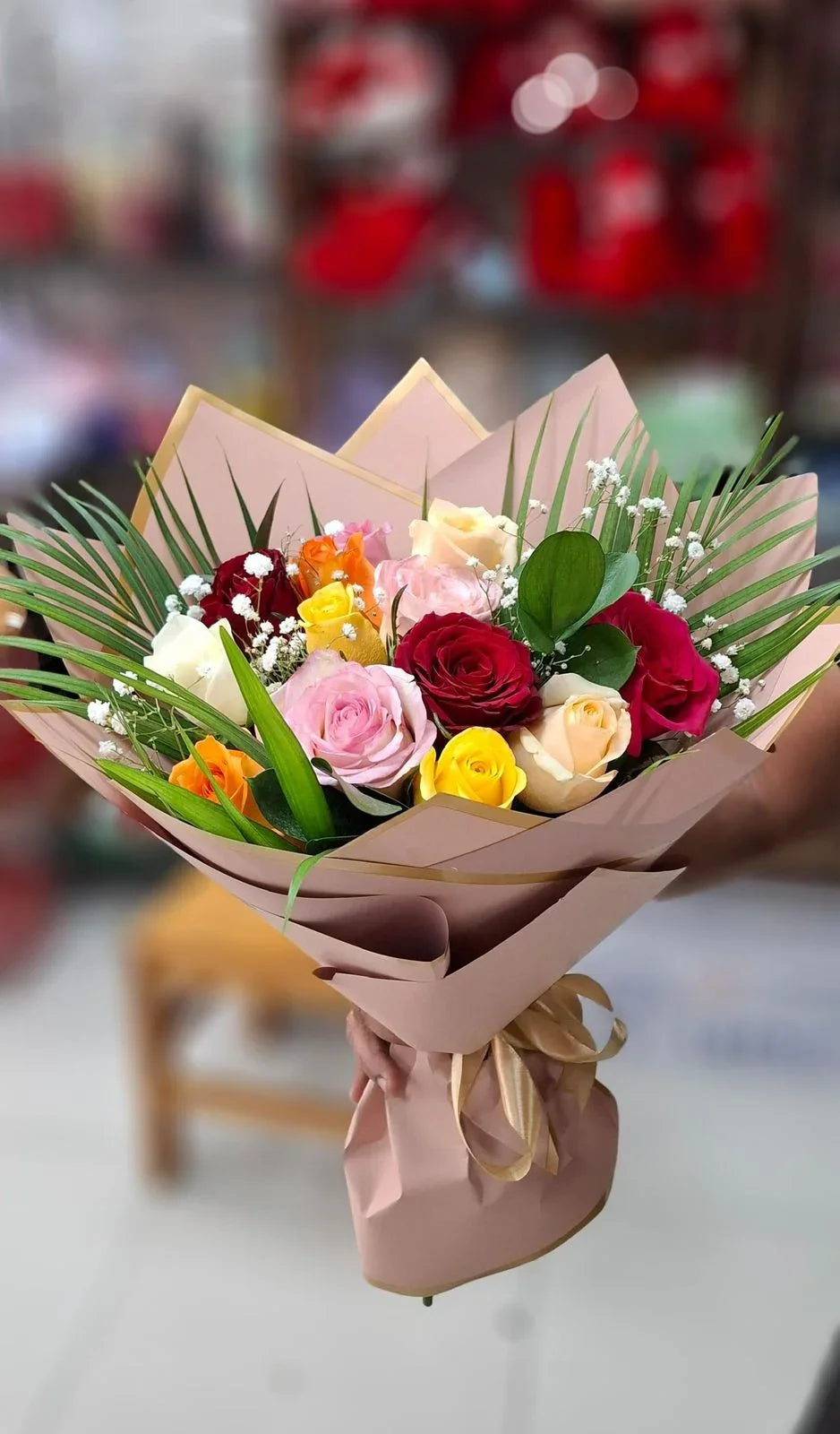 Radiant Rose Bouquet - FlowerSouq